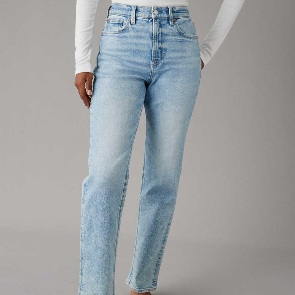 American Eagle Stretch Highest Waist '90s Boyfriend Light Wash Blue Denim Jean